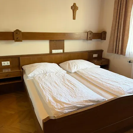 Hotell Maurer Gloggnitz