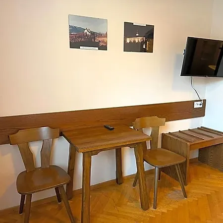 Maurer Hotel 2*