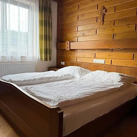 Maurer Hotel 2*