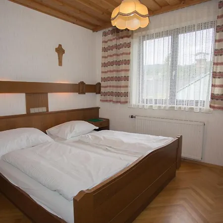 Maurer Hotel